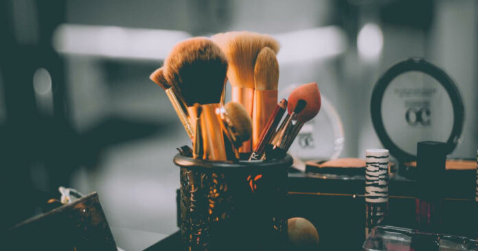 10 Top TikTok Beauty Influencers & Makeup Artists to Follow in 2023