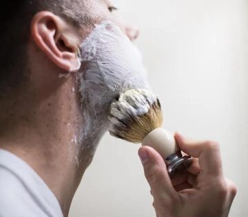 Apply the Shaving Cream