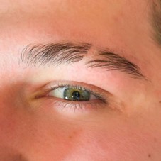 How to Make an Eyebrow Slit