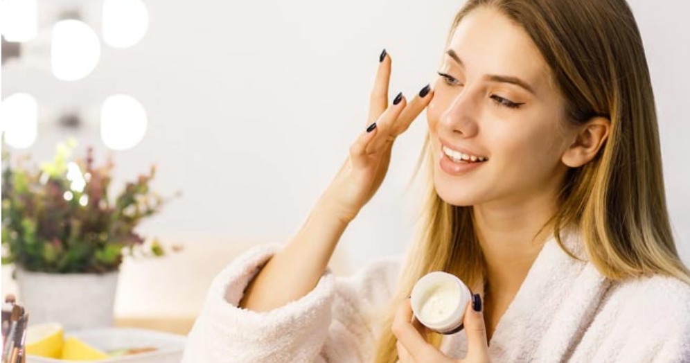 The 10 Best Night Creams for Glowing Skin of