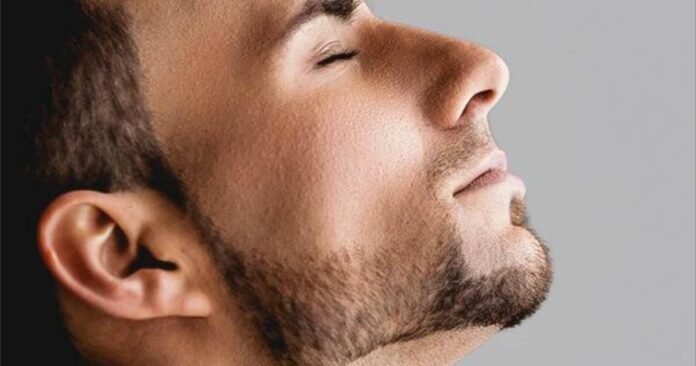 Beard Neckline Too High? Fool-Proof Methods to Fix It