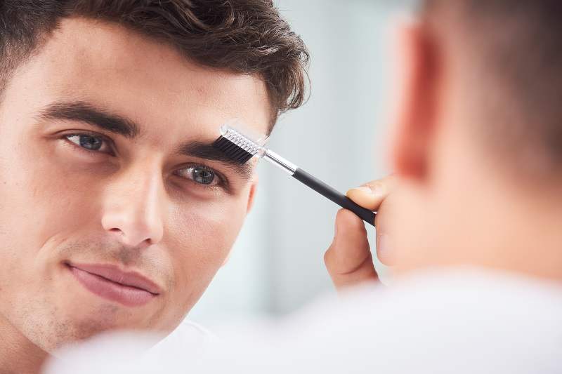 Preparation for Eyebrow Trimming