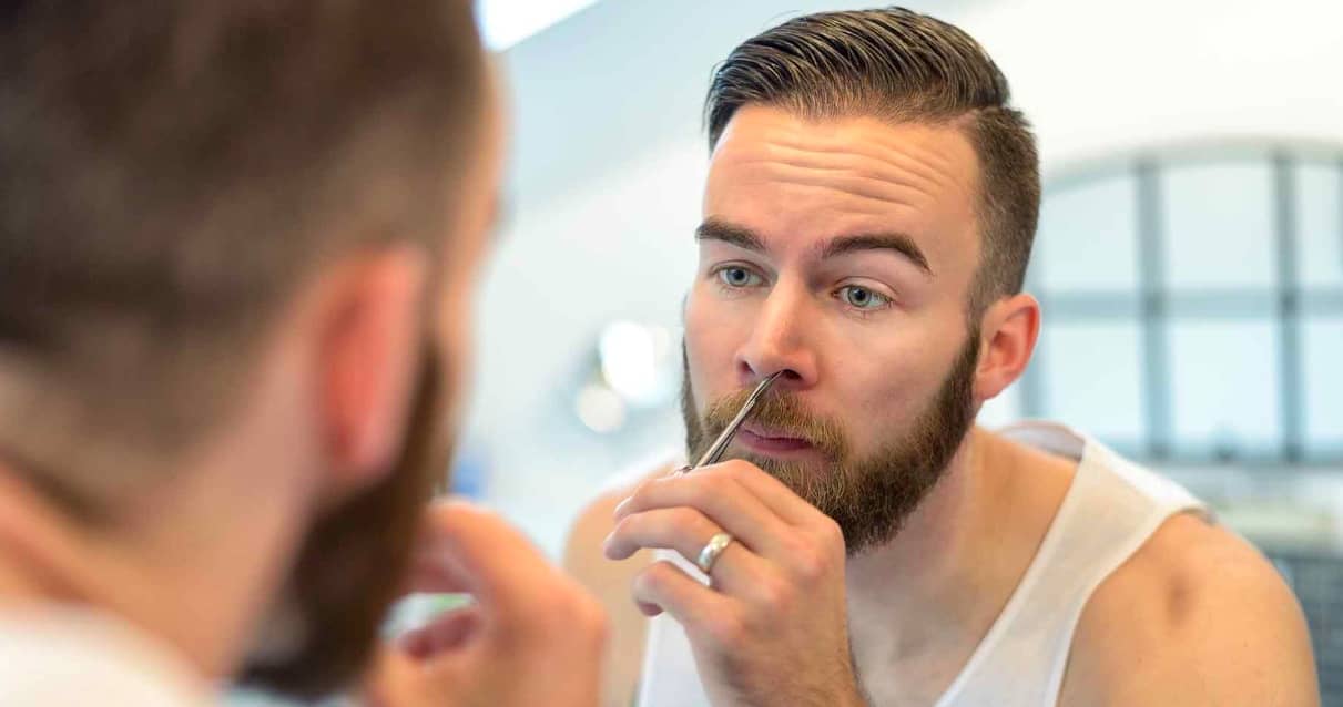 How Do You Use A Nose Hair Trimmer?