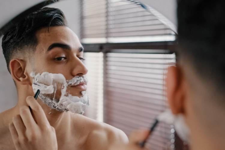  Why Does Shaving Cause Acne?