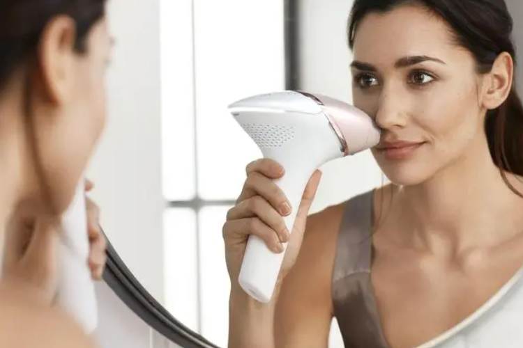 What is IPL Hair Removal and How Does it Work