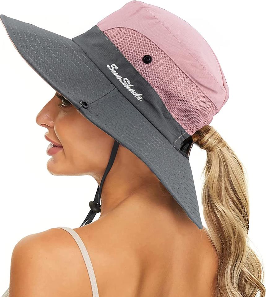 The 10 Best Packable Beach Hats for Women of 2023
